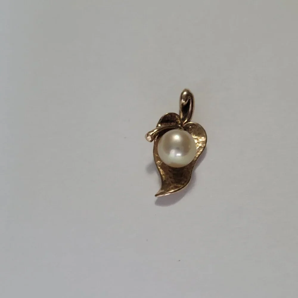 10k Gold Pearl Pea Pod Leaf Pendant by Crater June Birthstone - Picture 9 of 15
